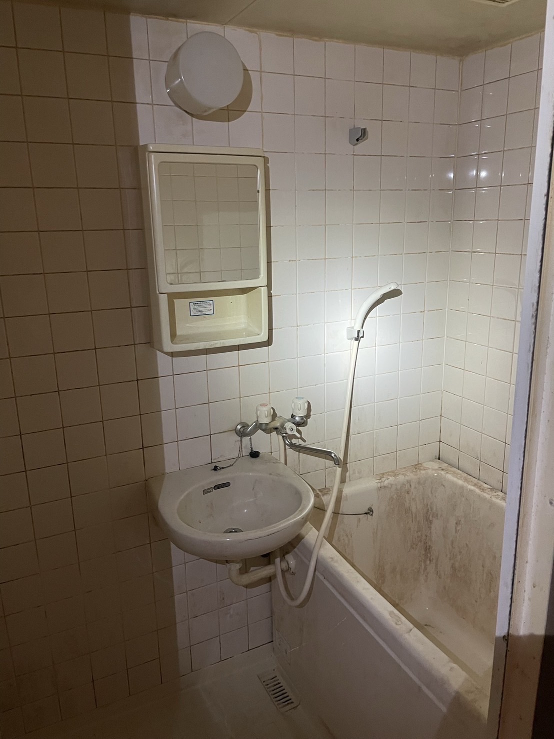 単身者向けワンルームアパートのゴミ屋敷清掃